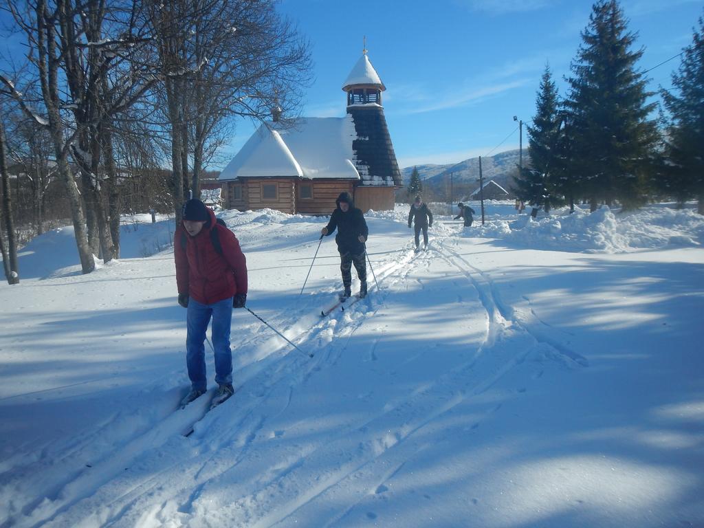 Latarnia Wagabundy Bieszczady Hotel Wola Michowa Exterior foto